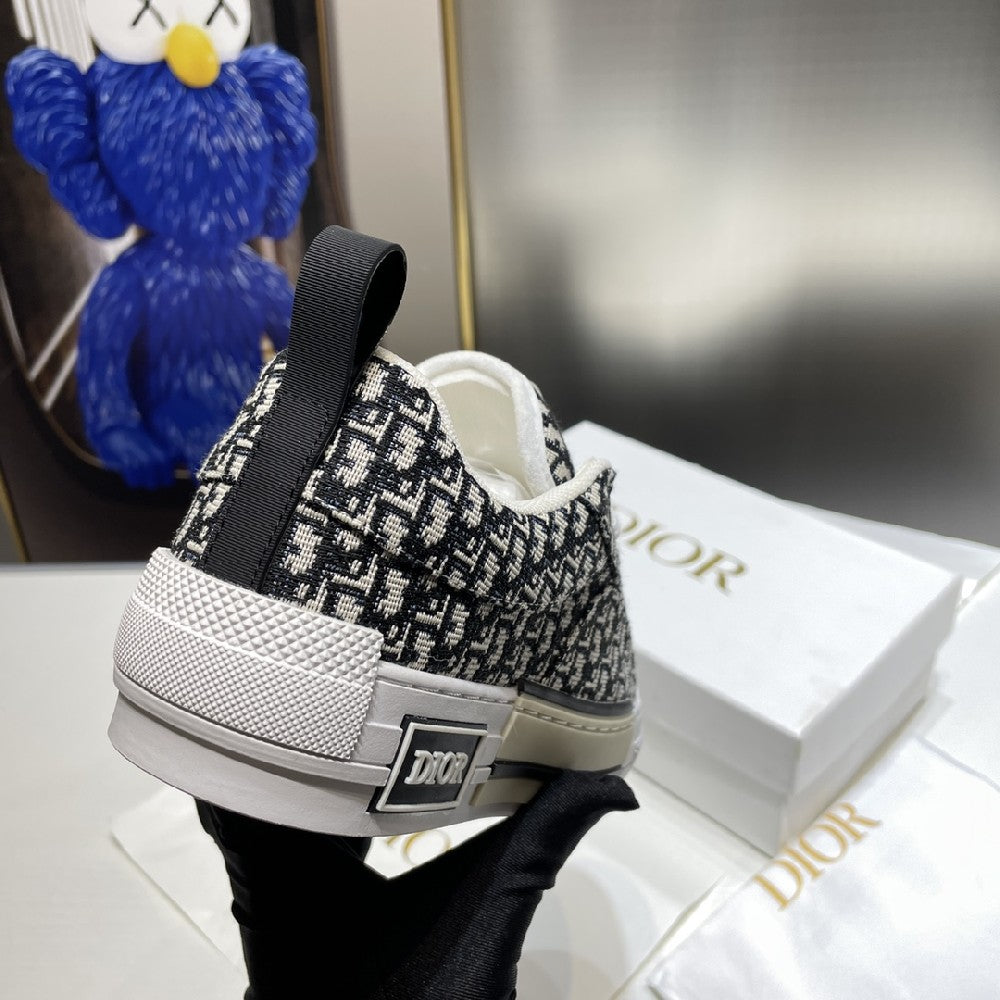 Fashion Casual Sneakers S3930