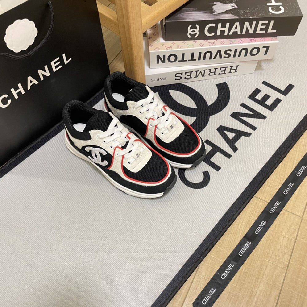 New Letter Print Casual Sneakers